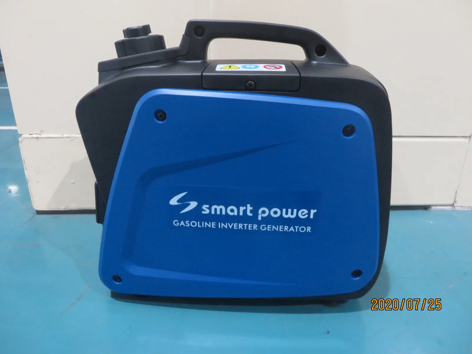 

Smart Power Silent Portable Digital 700 watt Inverter Gasoline Generator