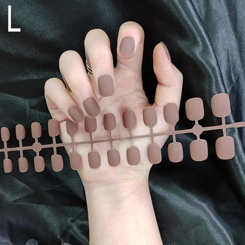 Kurze Nagels tücke einfaches stilvolles einfarbiges kurzes Nagel-Make-up, leicht zusammen zusetzen für alltägliche Maniküre – Detail 27