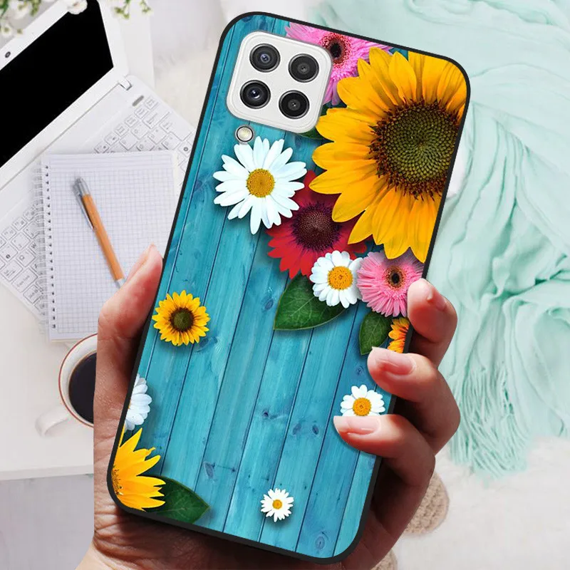 Black Silicone Soft Case with Lion and Wolf Design - Protective Shell for Samsung Galaxy A22/A22s 5G