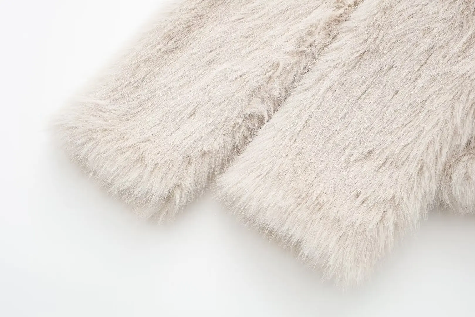 Se59f1db335d24a11a930aadd09239d17F