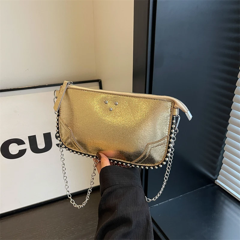 

Chains Pu Zipper Ladies Shoulder Bags Trend Rivet Female Crossbody Bags on Sale 2024 Brand Free Shipping Bolsas Femininas