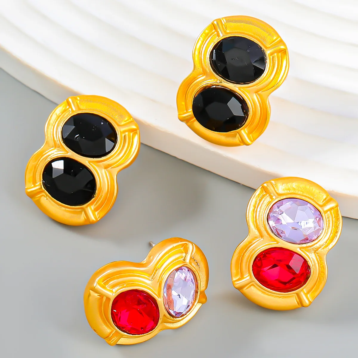 

Fashion Retro Simple Multi-layer Circular Alloy Rhinestone Inlaid Personalized 8-shaped Drop Earrings for Women Party Jewelry