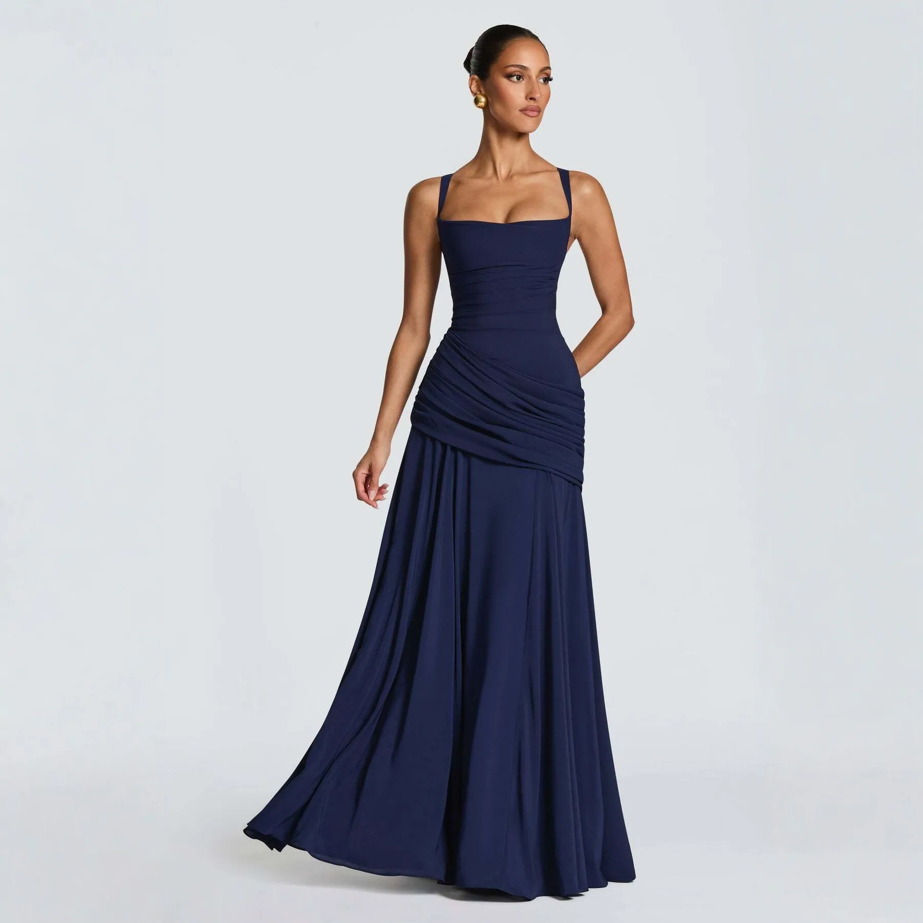 Elegante Abito Lungo Monocolore Senza Maniche con Vita Stretta, Vestito da Donna Elegante e Raffinato Senza Spalline, Abito da Sera Lungo fino al Pavimento - immagine 3