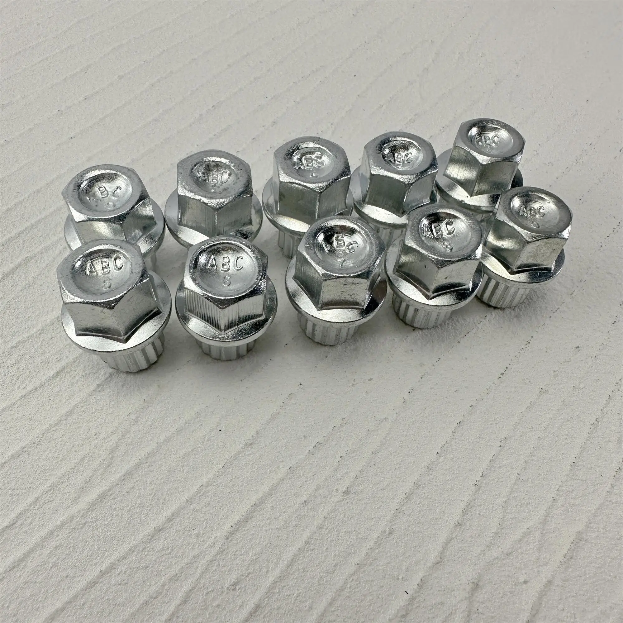 Auto Fasteners Auto Accessories Car Screws Car Accessories Anti Theft Key Sleeve Tool WHT003319A ANTI-THEFT SCREW TOOL FOR VW NUTS/BOLTS BOLT BOSS