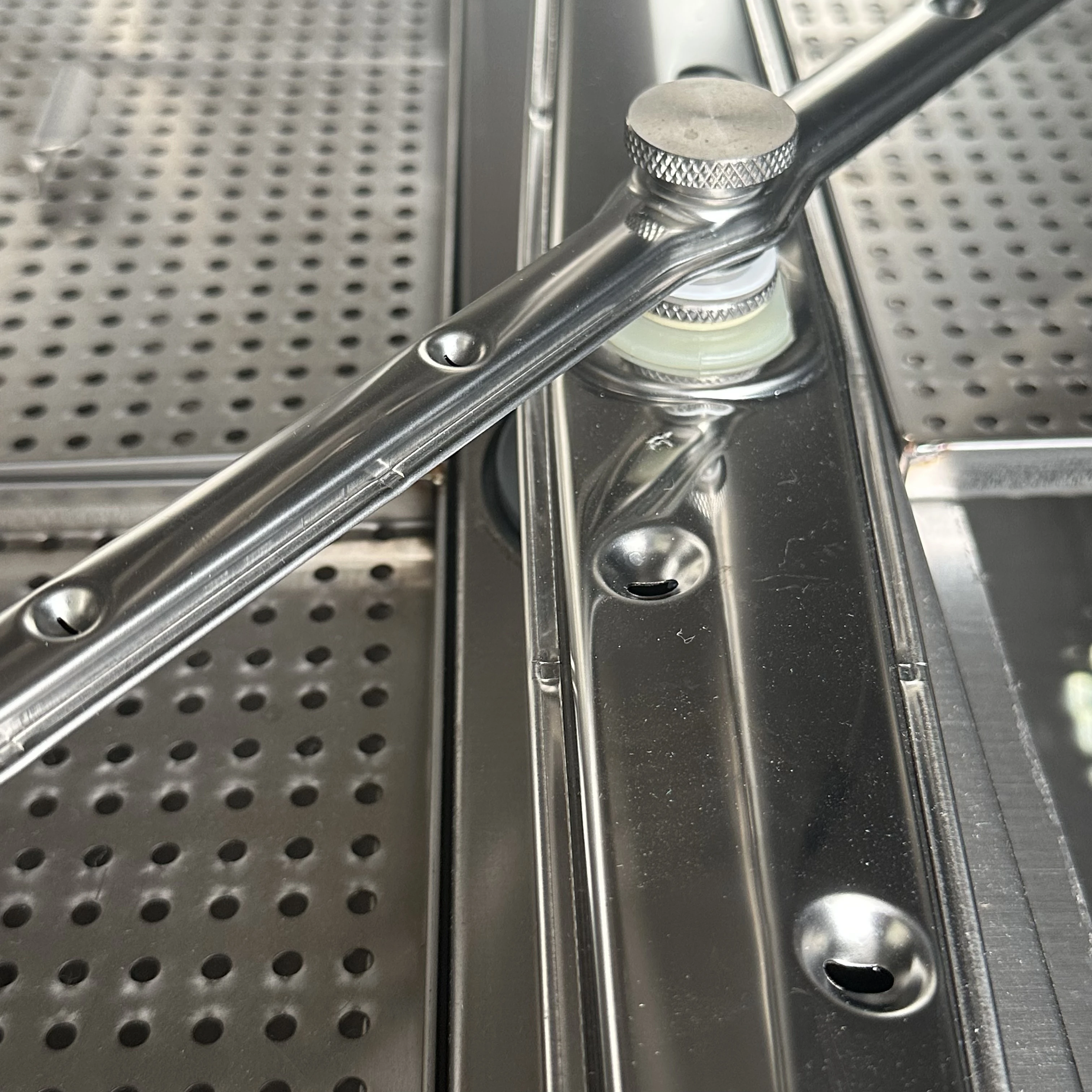 Wholesale Price 2024 Hotel Kitchen Accessories Commercial Dishwasher Freestanding Hood Type Dishwasher Machine 3