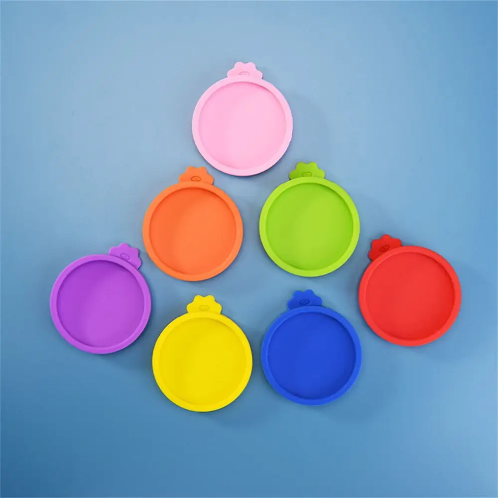 Description Picture 6 of itemPet Food Can Silicone Cover Dogs Cats Storage Tin Cap Lid Seal Food Tin Fresh-keeping Cover Pet Supplies