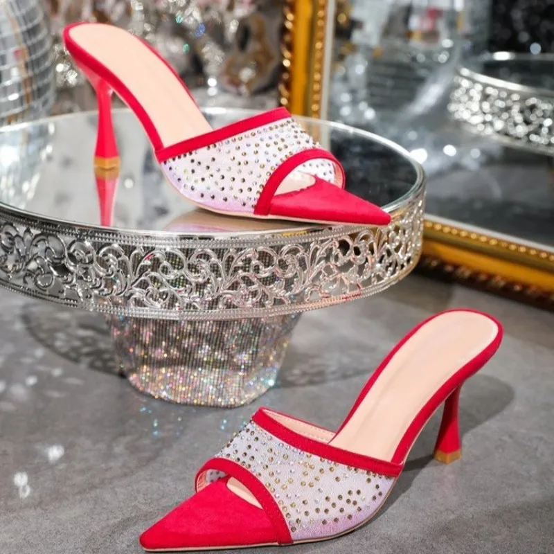 Luxury rhinestone ladies slippers 2024 summer fashion pointed comfortable non-slip slippers open toe banquet party shoes women