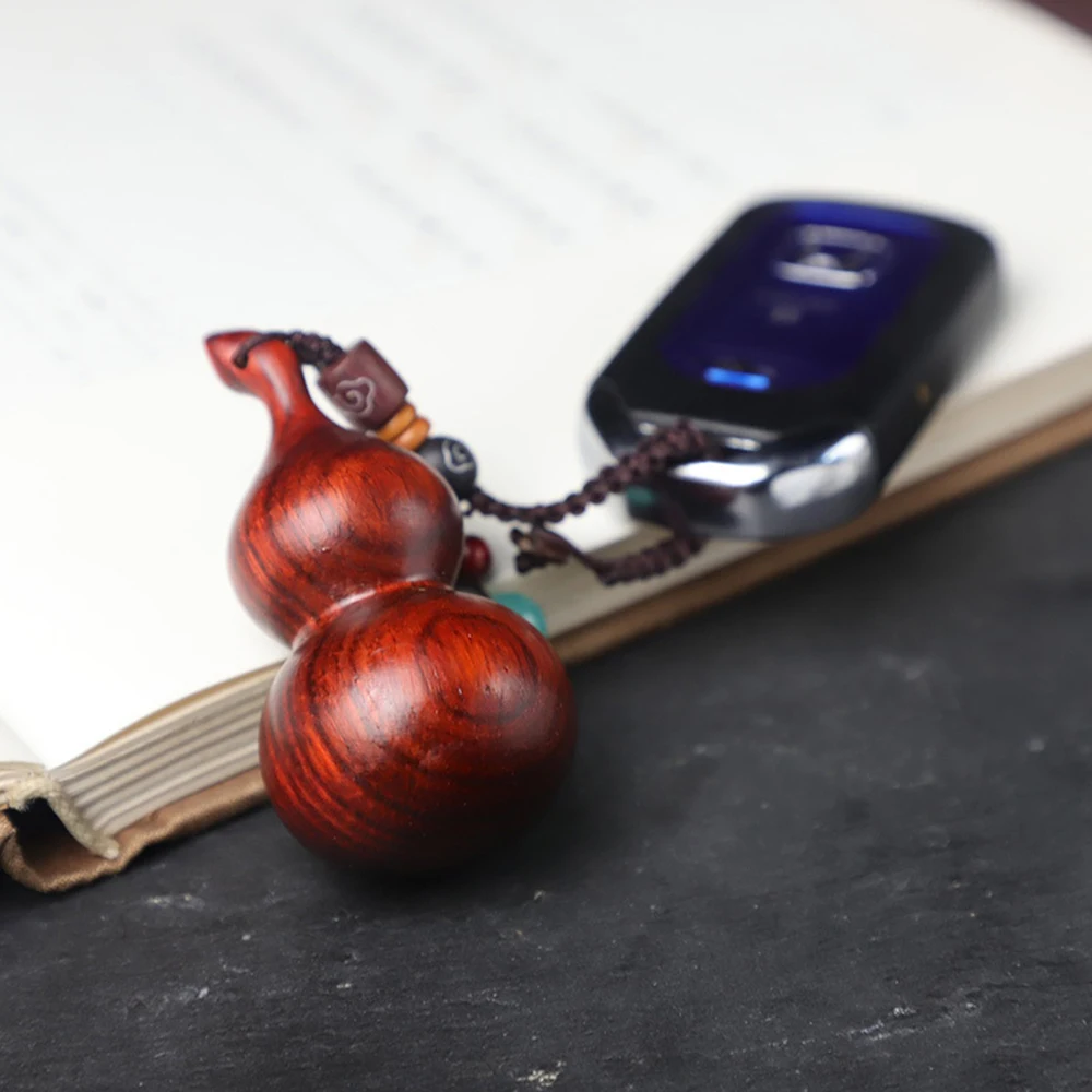 

4Pcs Gourd Key Chain Pendant Chinese Gourd Style Car Backpack Personality Bag Pendant Sandalwood Gourd Decorative Accessories