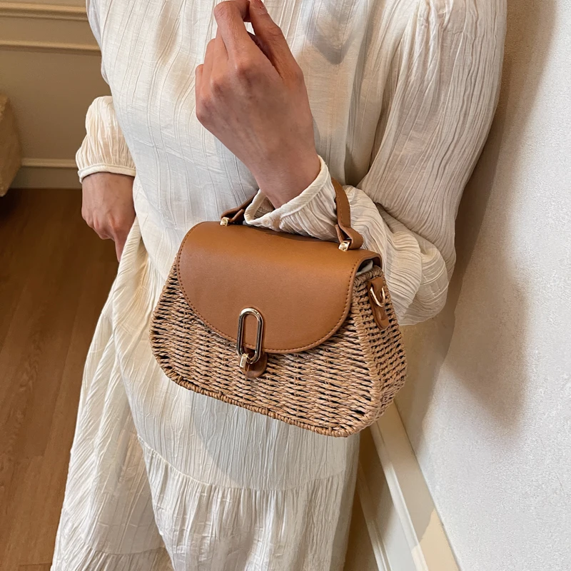 Straw Beach Bag Flap Summer Shoulder Bag Handmade Clutch Purse Top Handle Purse for Women