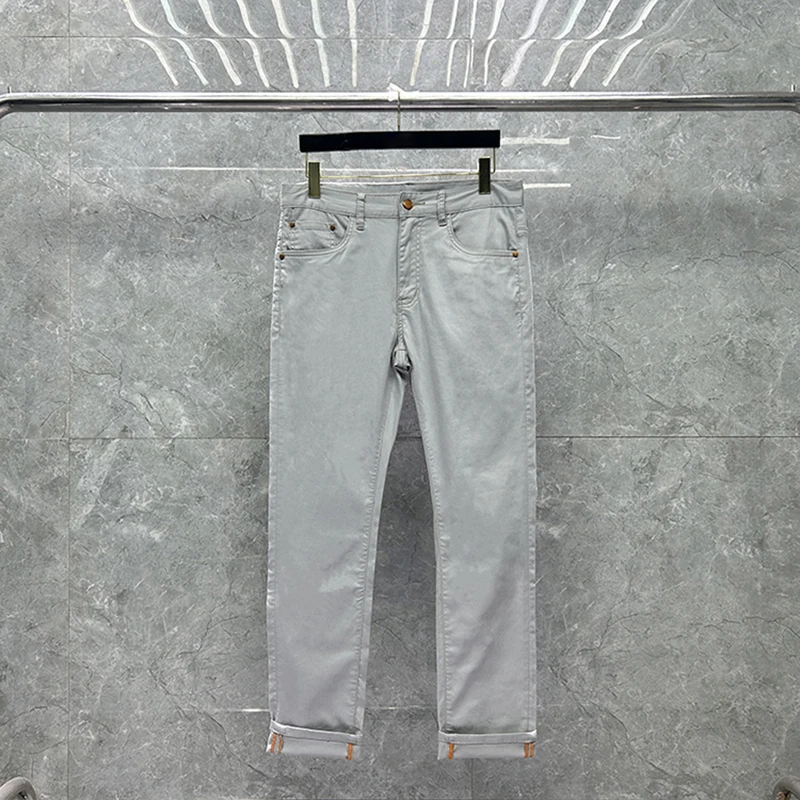 

Men's Jeans H Luxury Brand New Advanced White Straight Trousers Korean Fashion Designer Brand Slim Fit Middle Waist Denims