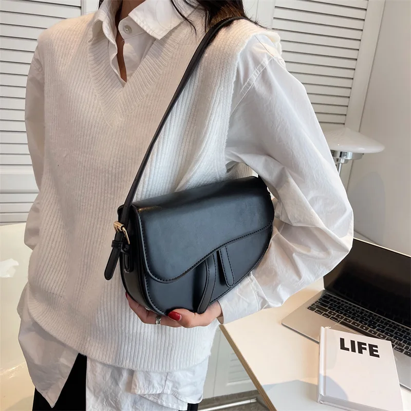 Fashion Saddle Bag New Small Shoulder Bags Women 2023 High Quality Solid PU Leather Crossbody Female Luxury Messenger Bag BM107