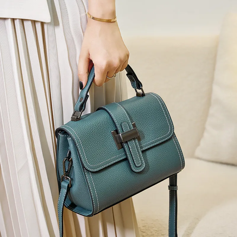 Bag 2023 New Fashion Tide Mom Female Summer Small Crossbody Bag Leather Female Bag Everything One Shoulder Portable Small Square