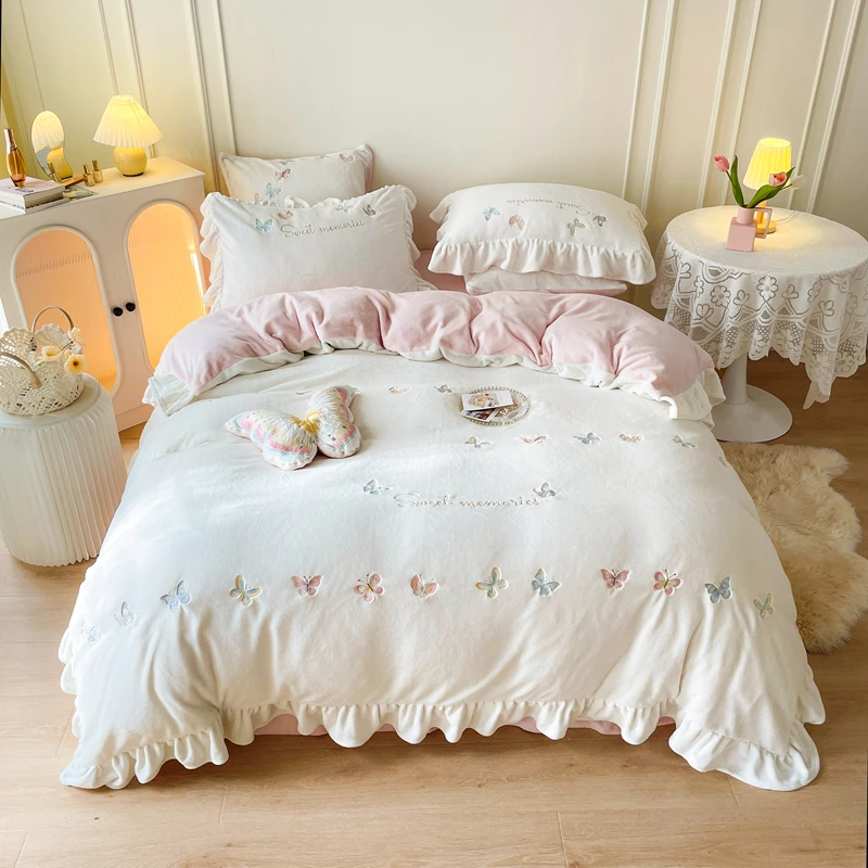 

White Butterfly Embroidered Ruffles Bedding Sets 4pcs High Quality Thicken Velvet Soft Duvet Cover Bed Sheet Pillowcases