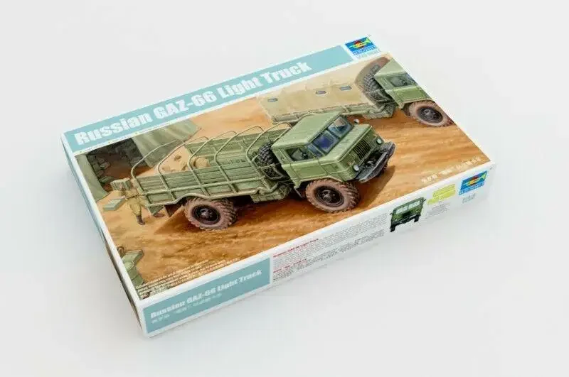 

Trumpeter 01016 1/35 Russian GAZ-66 Linght Truck Model Kit