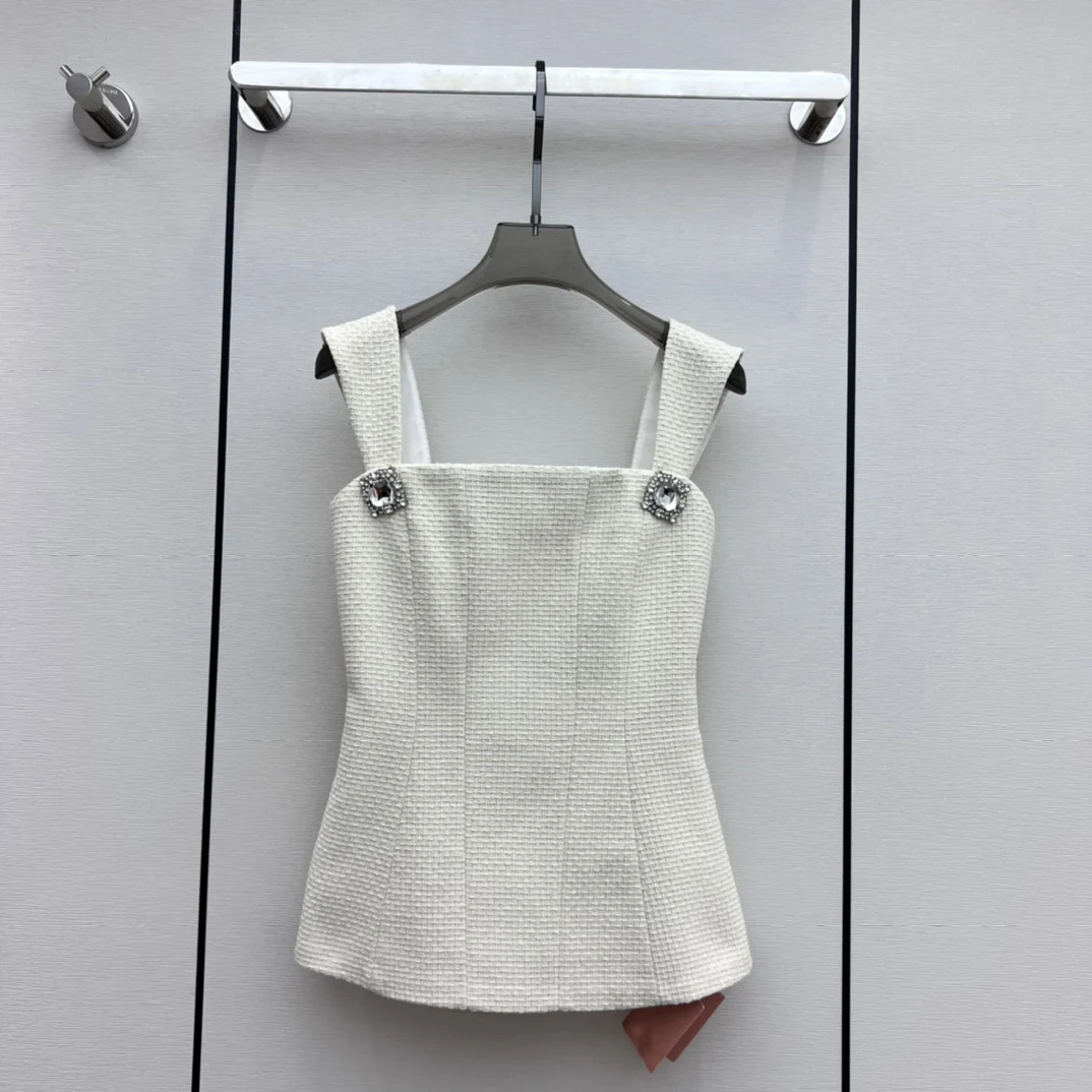 

2023Early fall new backless bow spun rayon gold line vest is a small set with vintage charm8.6
