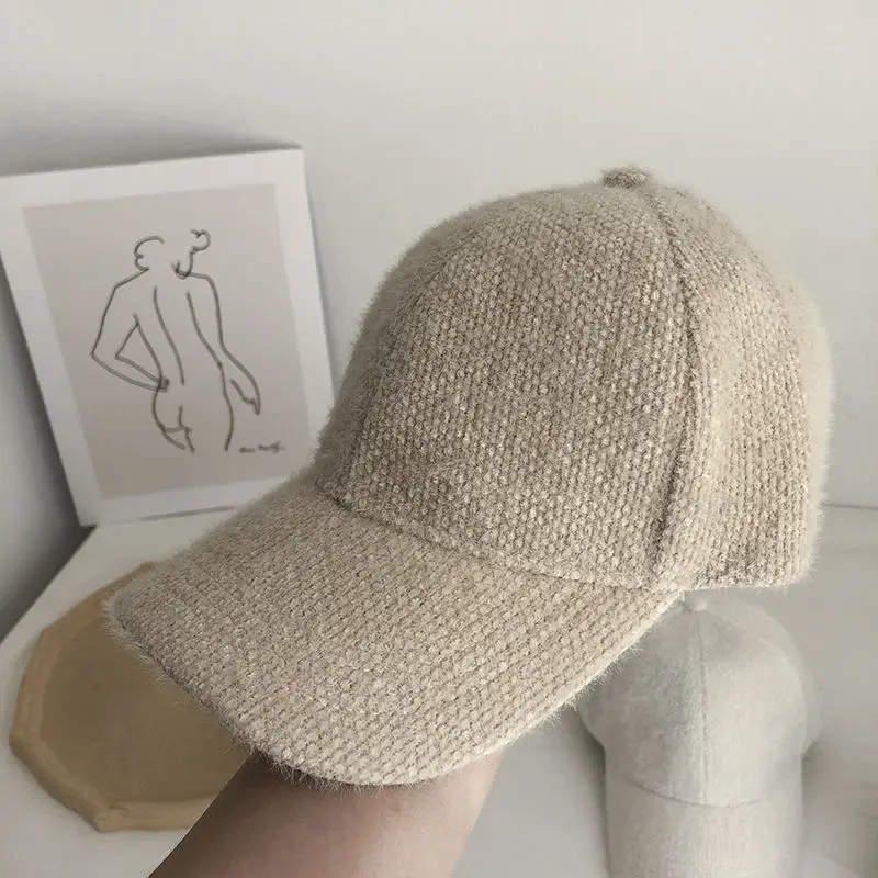 Autumn Winter Solid Color Baseball Cap Women Cony Hair Women Visor Hat White Black Warm Cap Plush Baseball Caps Casquette Gorras baseball cap