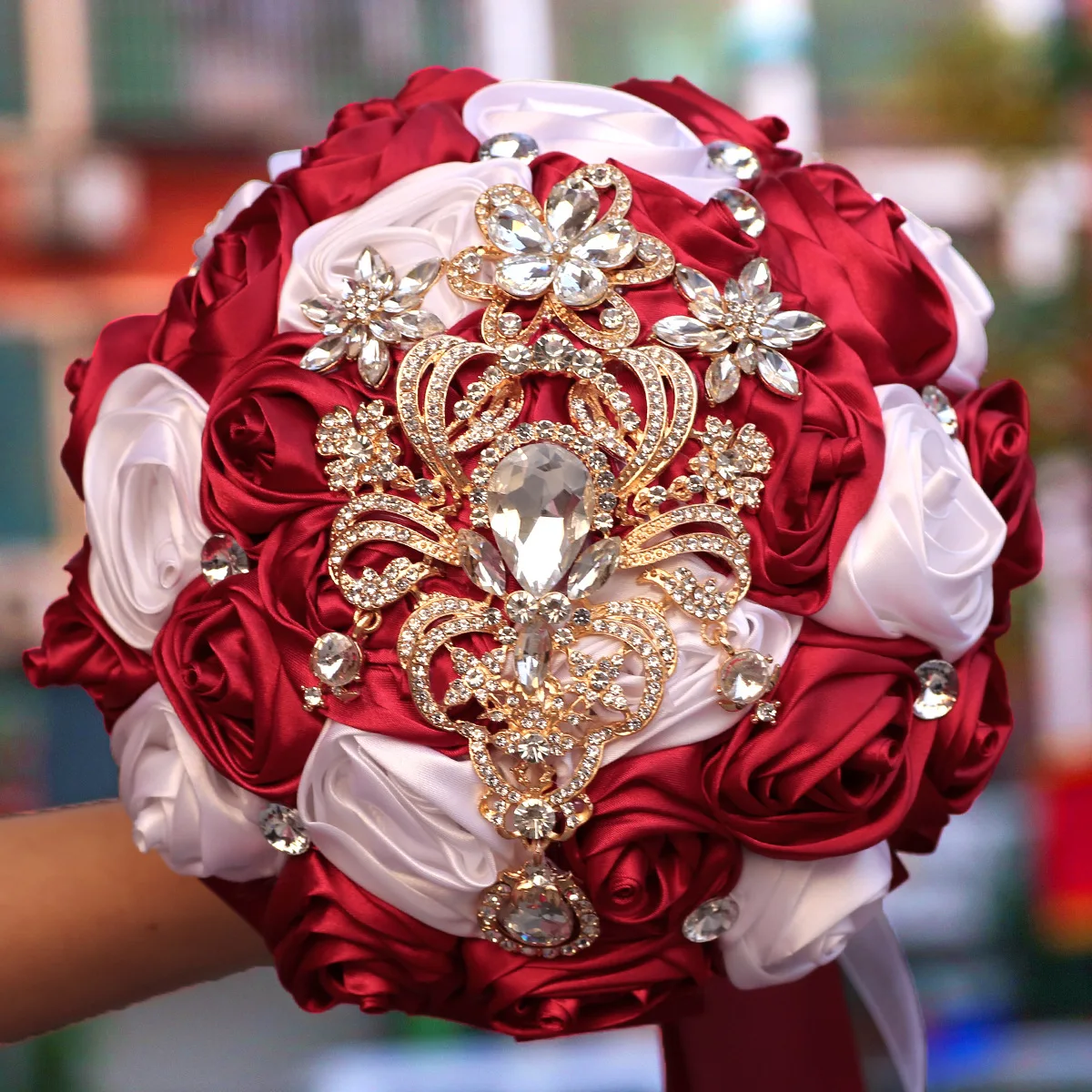Hot Sale Wine Red White Satin Rose Bride and Bridesmaid Hand Bouquet Romantic Accessories Wedding Party Decoration Hand Flower