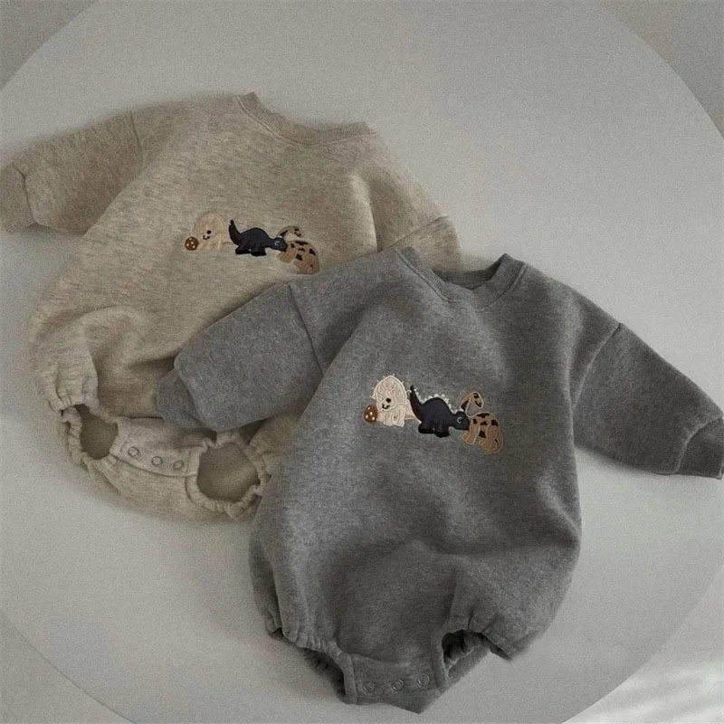 

2023 Spring Autumn Infant Boys Jumpsuit Embroidery Cartoon Dinosuar Pullover Romper Cotton Solid Loose Toddler Boys Outfits