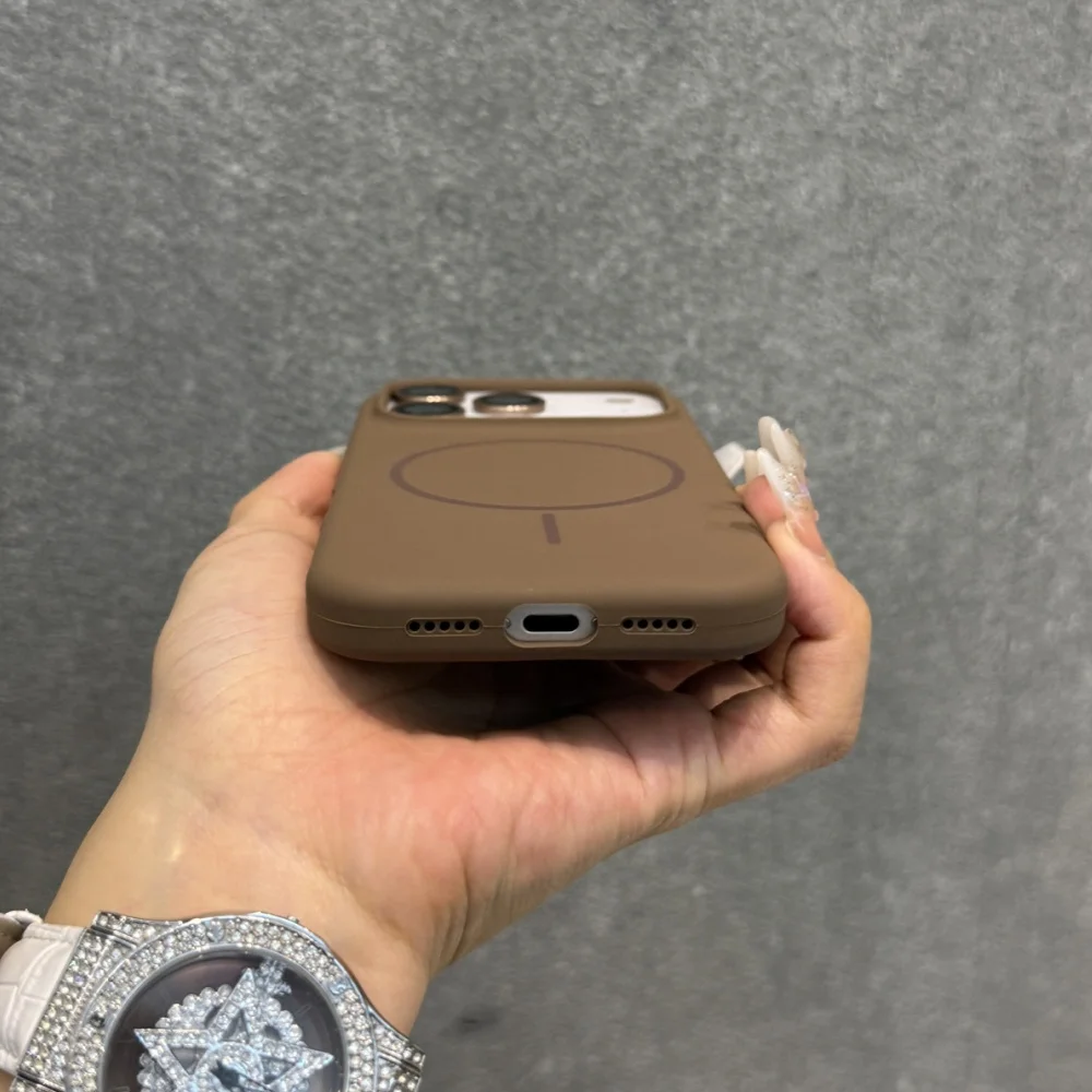 Raised camera lip protection detail