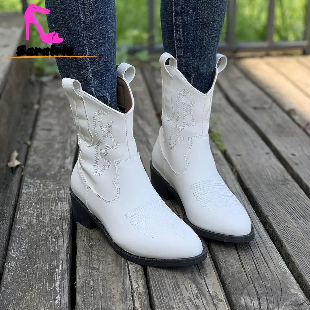 Embroidered Women Ankle Boots 2023 Hot Sale Chunky Heeled Slip On Western Boots Vintage Cowgirl Boots Casual Versatile Boots