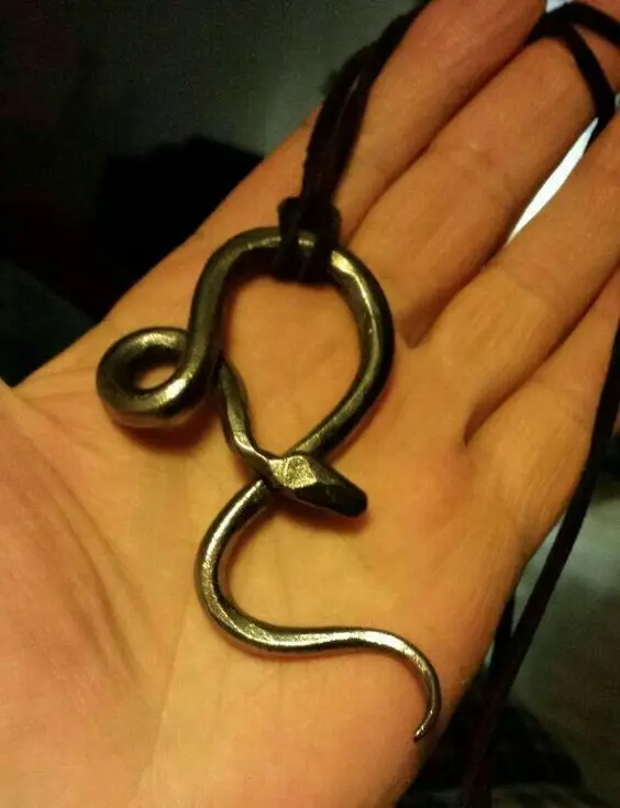 

12 шт. ожерелье в виде змеи