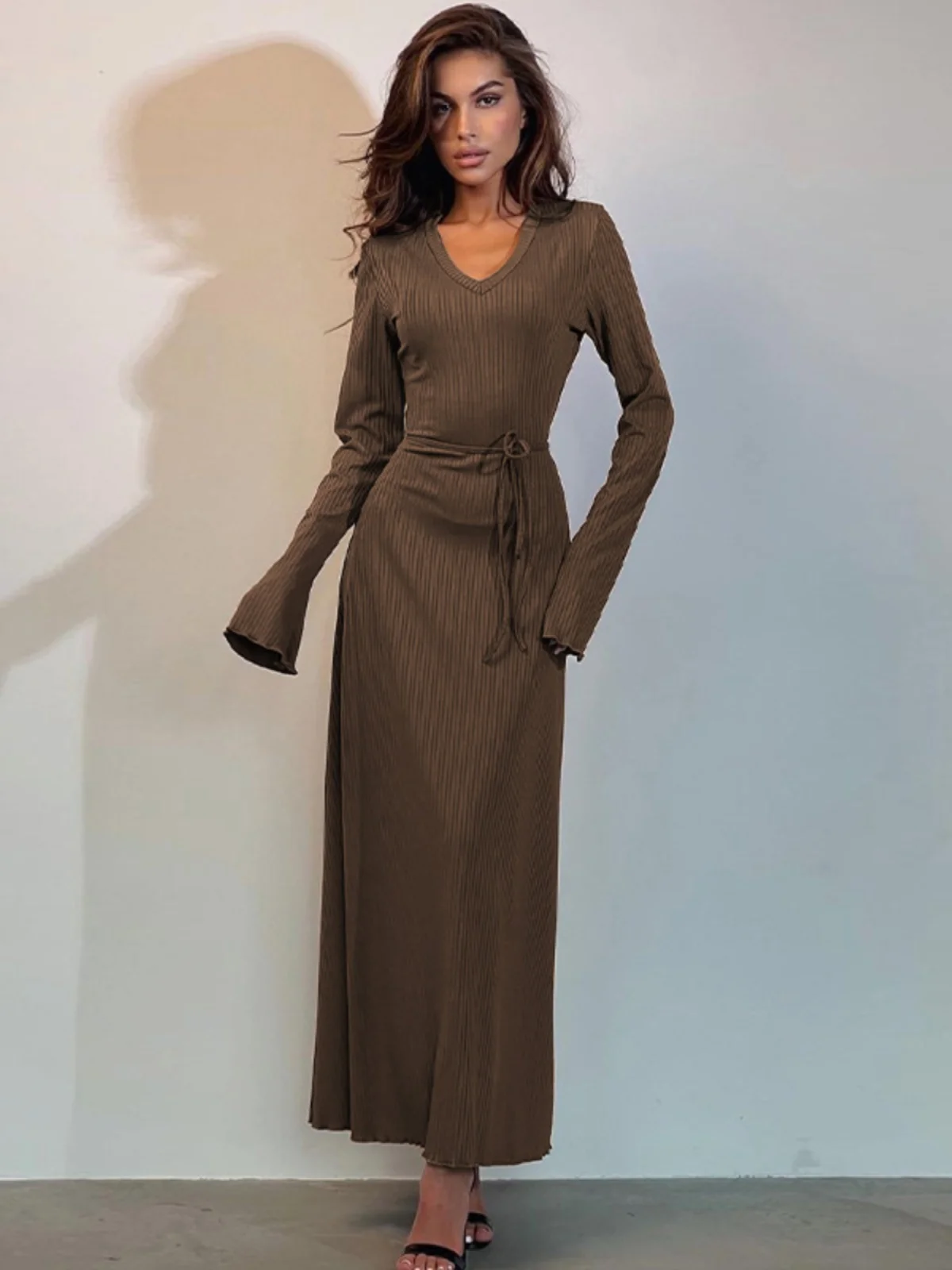 

Winter Temperament V Neck Slim Fit Long Sleeved Dress