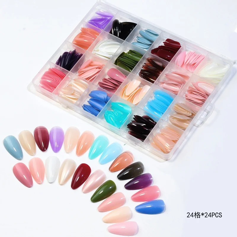 Acrylic Coffin Press On Nails Set Image 1