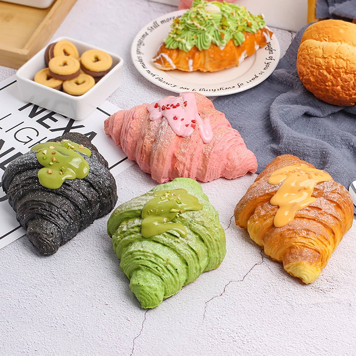 Cake Dessert Decoration Model 1PC