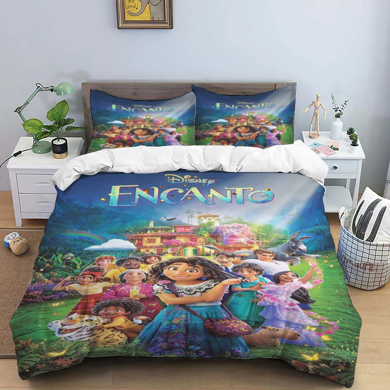 thumbnail image 1 of Juego de cama de tres piezas con estampado de dibujos animados de Disney Encanto, con funda de almohada, para niños o adultos, para tamaño King, Queen, Full y Twin, 1 of 5