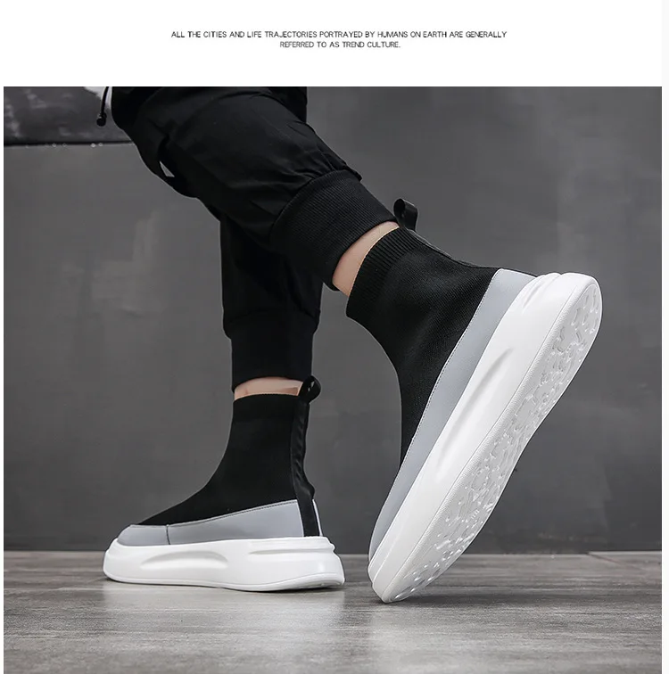 Tenis Blancos Con Zapatillas Negras Calcetin Calcetines Altos De