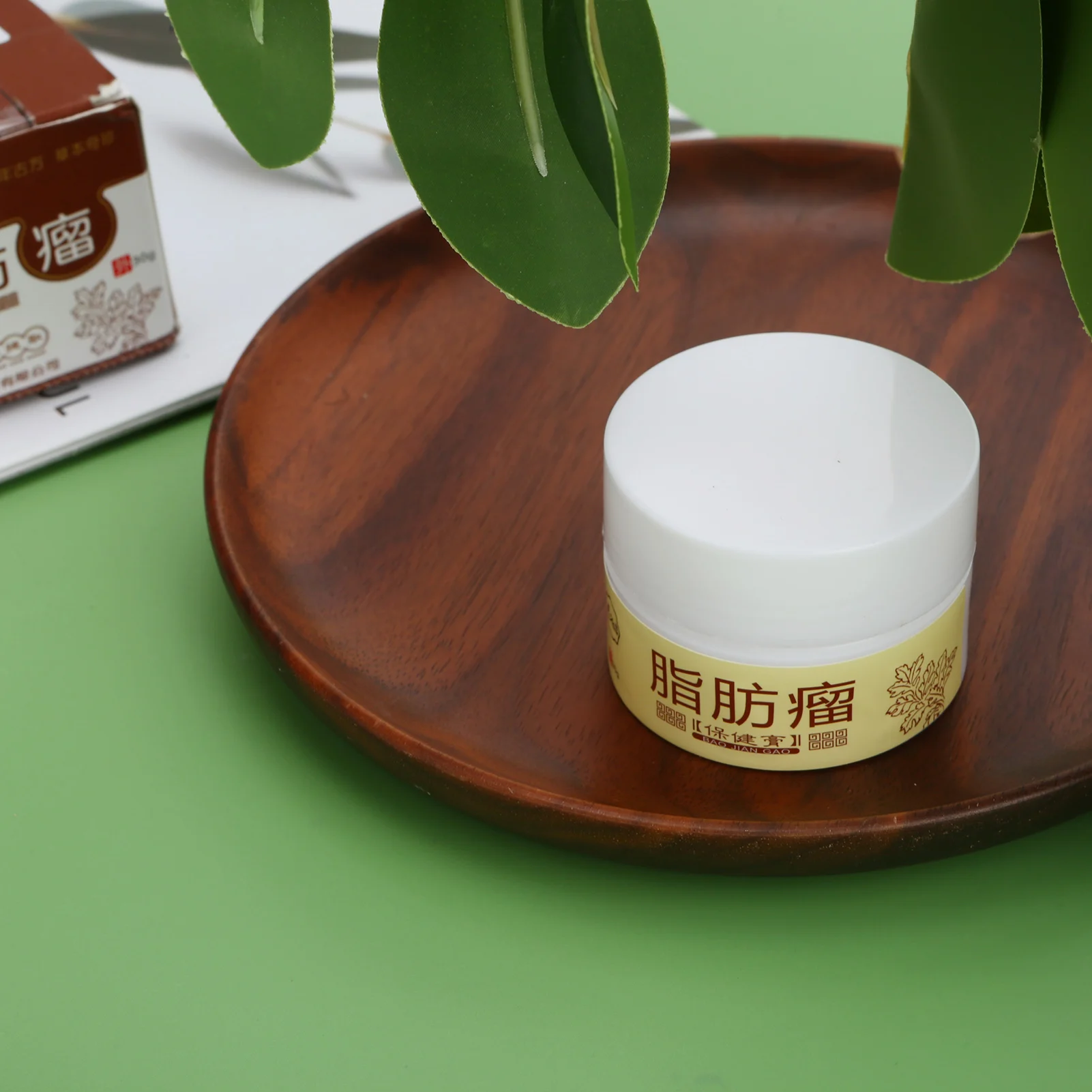 Subcutaneous Mass Removal Cream Natural Chinese Medicine Cream Fatty Lumps Applied for Body Pain Discomfort Relief UND Sale