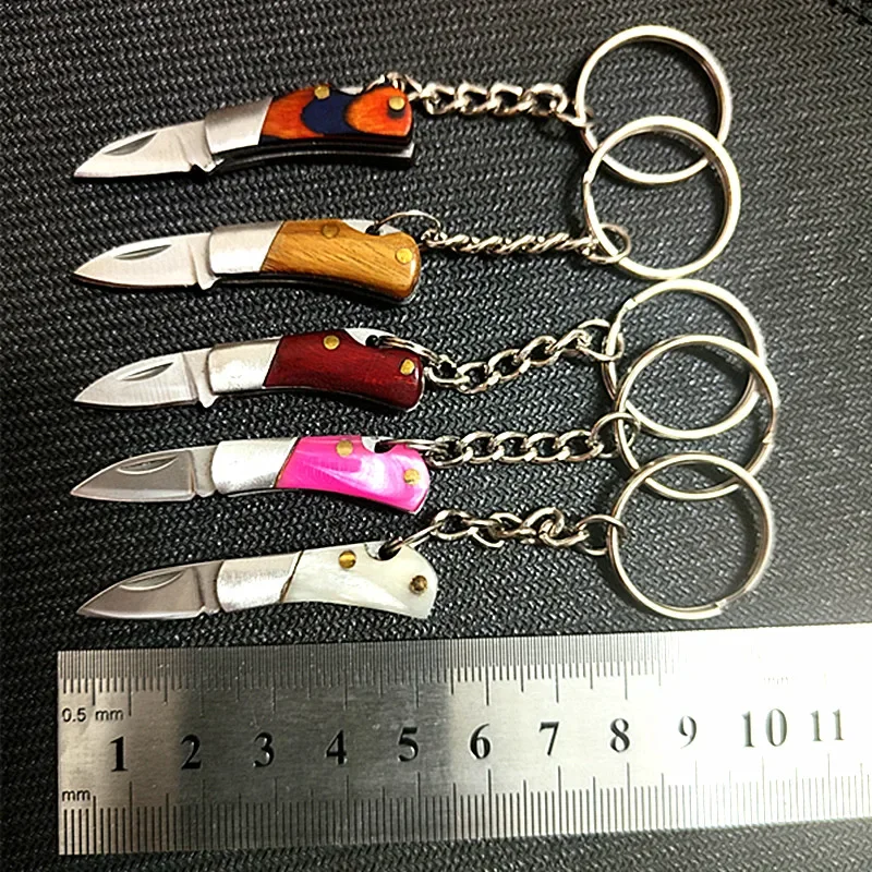 PocketWoodenHandleMiniKnifeKeychainPendantPortableUnpacking