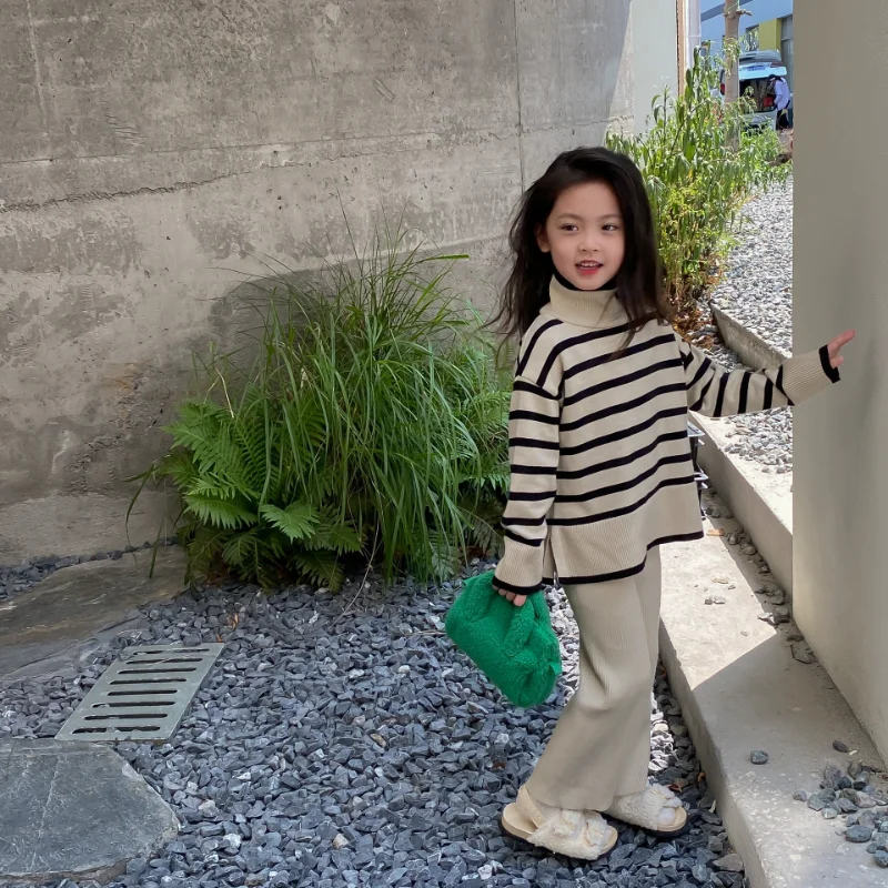 

2023 Girls Knitted Striped Sweater Korean Stripe Set High Neck Pullover Sweater + Wide Leg Pants 2pcs Girls' Fashion Suit