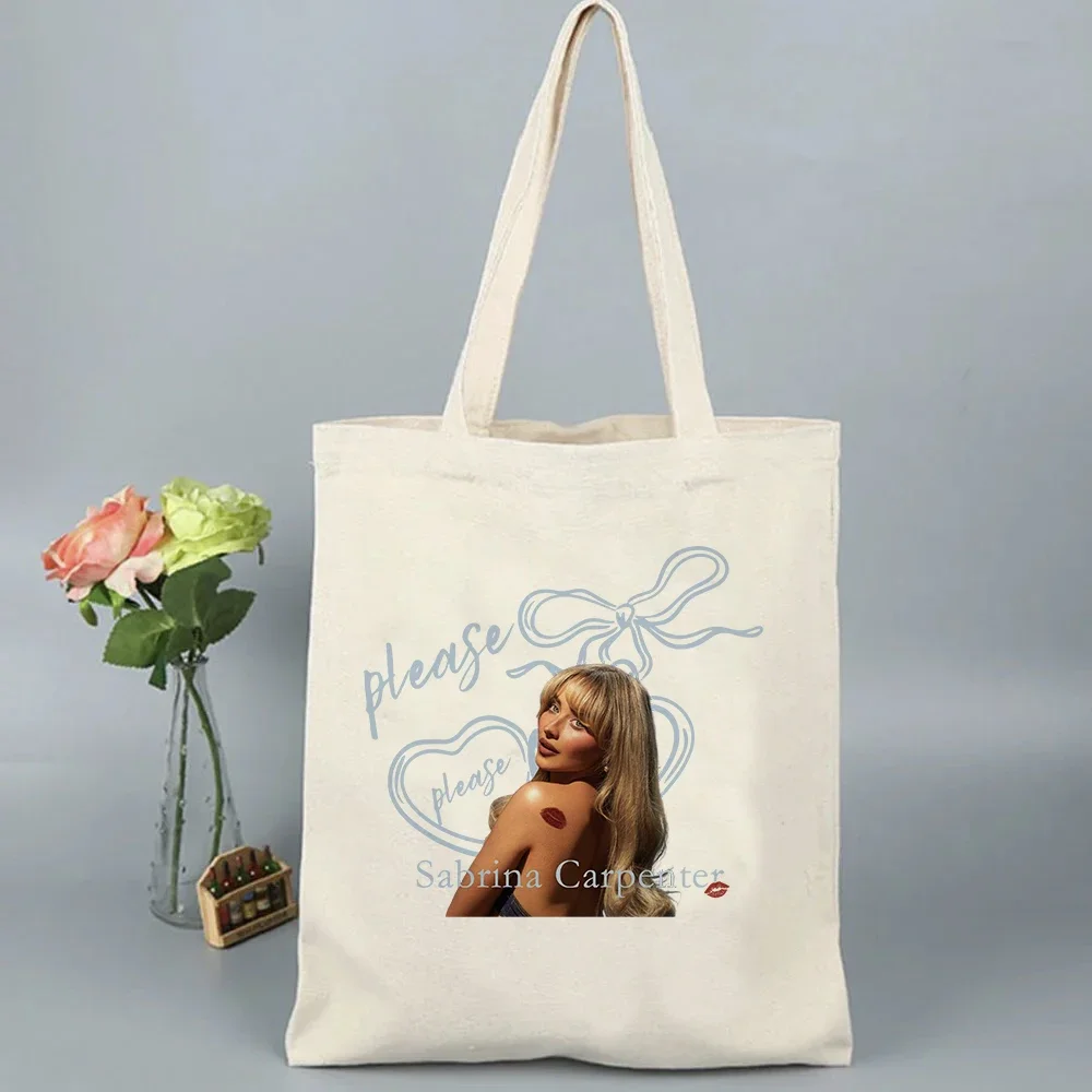 サブリナ カーペンター ショート N' スイート ツアー プリント