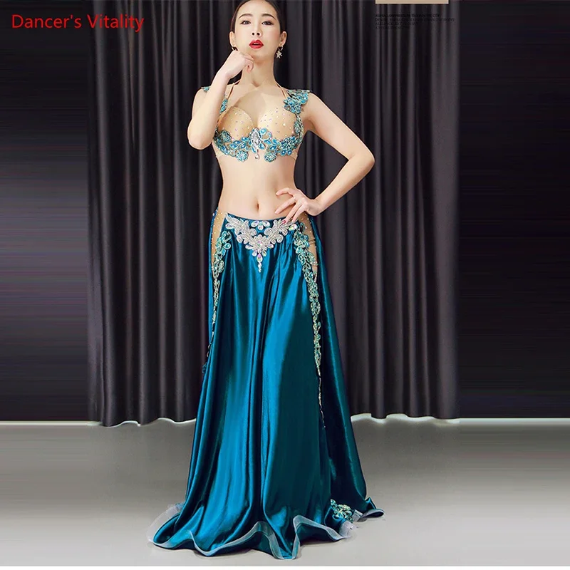 Traje De Danza Del Vientre ROYAL SMEELA - Conjunto De Sujetador, Cinturón Y Falda - Lentejuelas Heladas Y Seda Dorada - Tallas S A XL