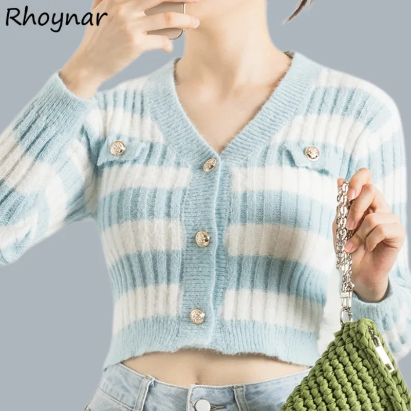 

Женский полосатый кардиган на пуговицах, элегантный Яркий Модный повседневный Укороченный кардиган в Корейском стиле с V-образным вырезом, уютный шикарный дизайн для девушек на весну