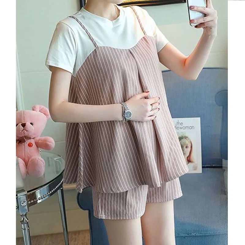 Summer Fashionable Pregnant Woman Clothes Set Striped O Neck T Shirts+Striped Shorts Twinset Maternity Fashion Loose Suit
