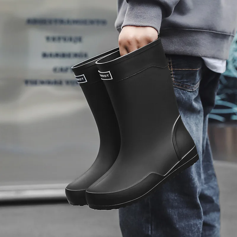 Wholesale Fashsion Silicone Gumboots Wellington Rubber Rain Boots Women  Rain Boots with Buckle Ladies Fashion Gumboots - China Silicone Gumboots  and Rubber Rain Boots Women price