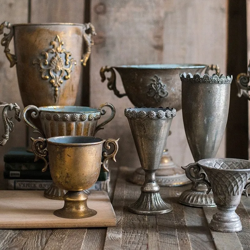 

European Retro Iron Goblet Flower Vase Ornaments Home Livingroom Flowerpot Figurines Crafts Hotel Flower Arrangement Decoration