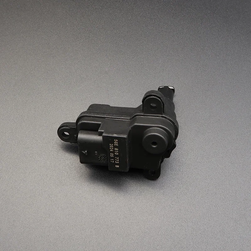 Fuel Tank Door Lock Motor Actuator Control Unit 5GE810773B for VW Tiguan Golf
