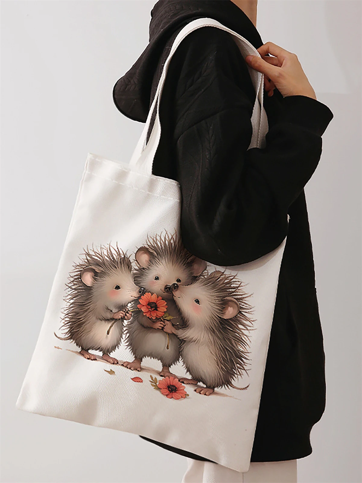 Hedgehog printed casual handbag, reusable fashionable backpack, multifunctional handbag, canvas shopping bag