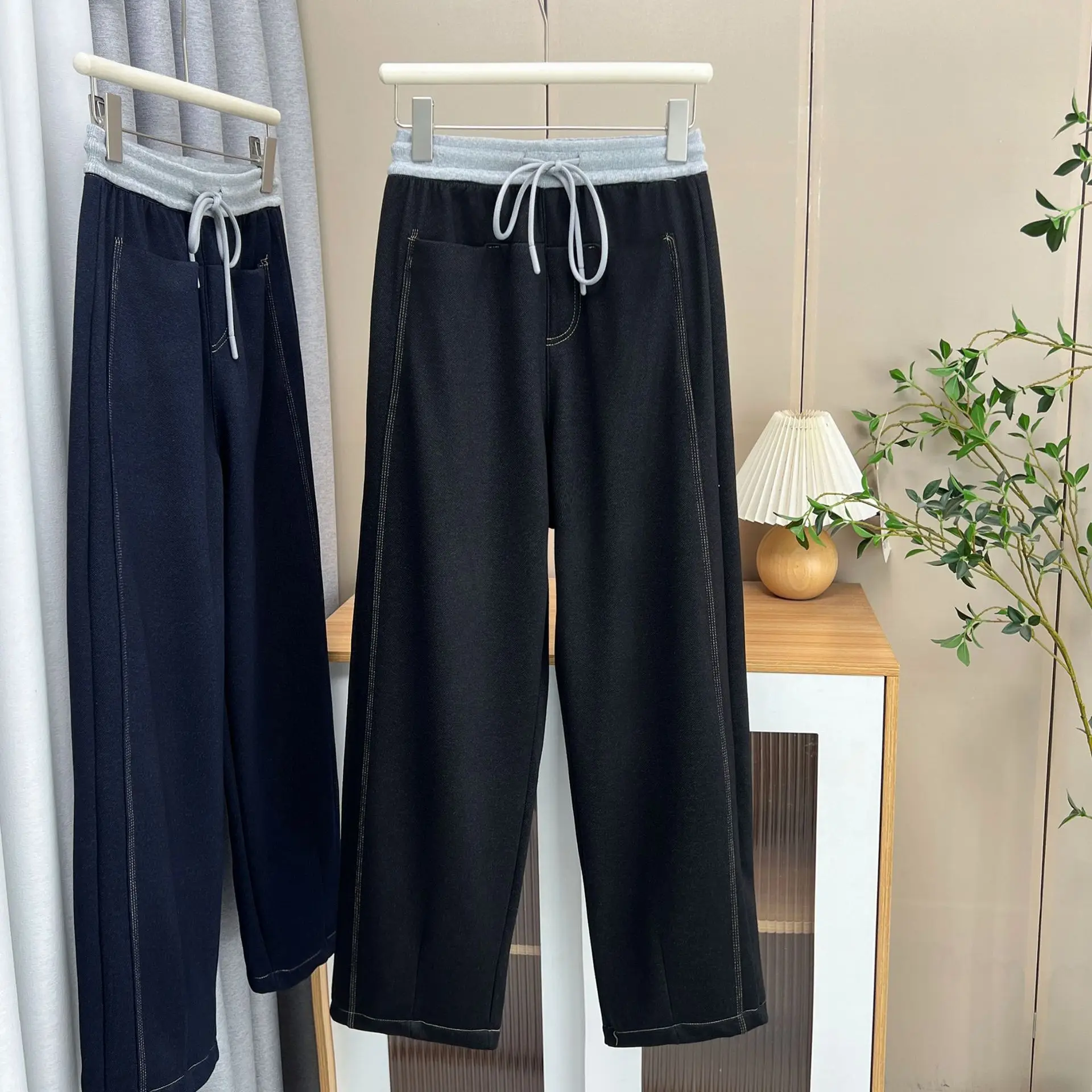 XXXXL Fashion Plus Size Women's Straight Pants Winter New Fleece Contrasting Color Wide Leg Thermal Long Trousers 8237