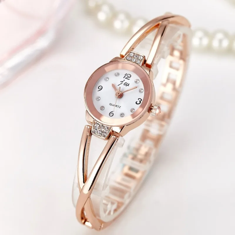 

New Trendy Women Bracelet Watch Mujer Relojes Small Dial Quartz Leisure Popular Wristwatch Hour Female Elegant Watches Reloj