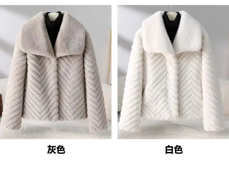 Popular high-end Hepburn style short Coat for women's Winter 2026 new Mink coat Ladies Fur Jackets Fox Fur Car Strip Mink Jacket