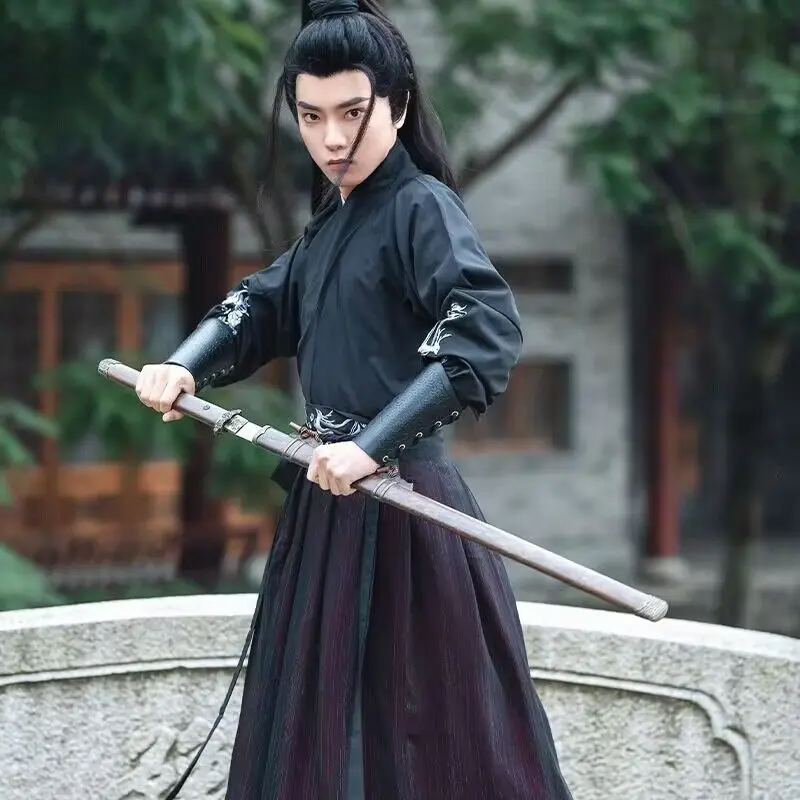 

Традиционный китайский костюм Hanfu для косплея, костюм на Хэллоуин, костюм ханьфу в старинном стиле, черная и красная рубашка + юбка, комплекты