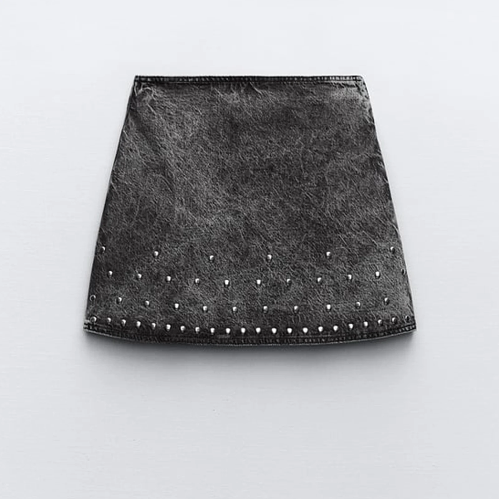 

Новинка весна-осень 2024, женская модная мини-юбка с металлическими шипами и высокой талией, Повседневная Уличная джинсовая юбка