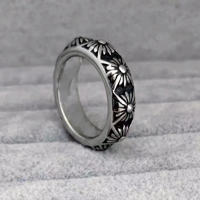 Vintage Punk Cross Flower Ring Korean Retro Titanium