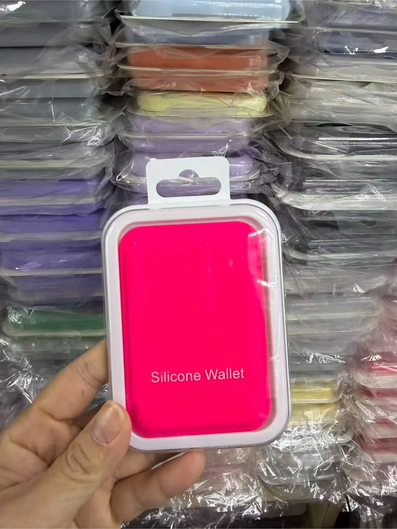 Candy Color Original Flüssigsilikon-Kartenetui für iPhone 17 ProMax 16 14 15 – Starke Magnetkraft für MagSafe Kartenlagerung und Geldbörse – Detail 14