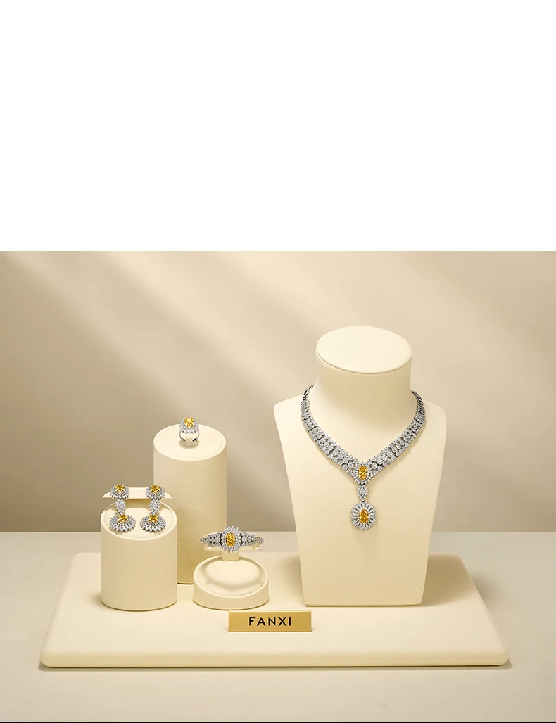 Oirlv Beige High-End Jewelry Display Stands for Rings Earrings Necklaces Bracelets - Premium Window Display Props