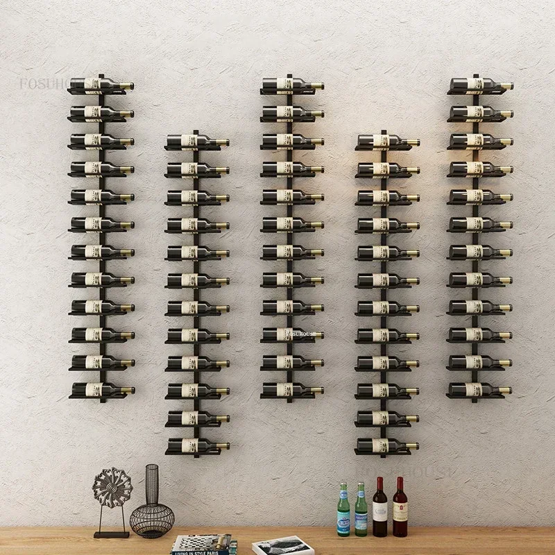 Whiskey Showcase Elegant Vintage Wine Stands Outdoor Bar Metal Storage Cabinet Portable Refrigerator Drinks Decoration Wall Iron